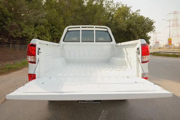 Mazda BT-50 | Double Cabin 4X4 | Manual | GCC Specs | Ref#M73264