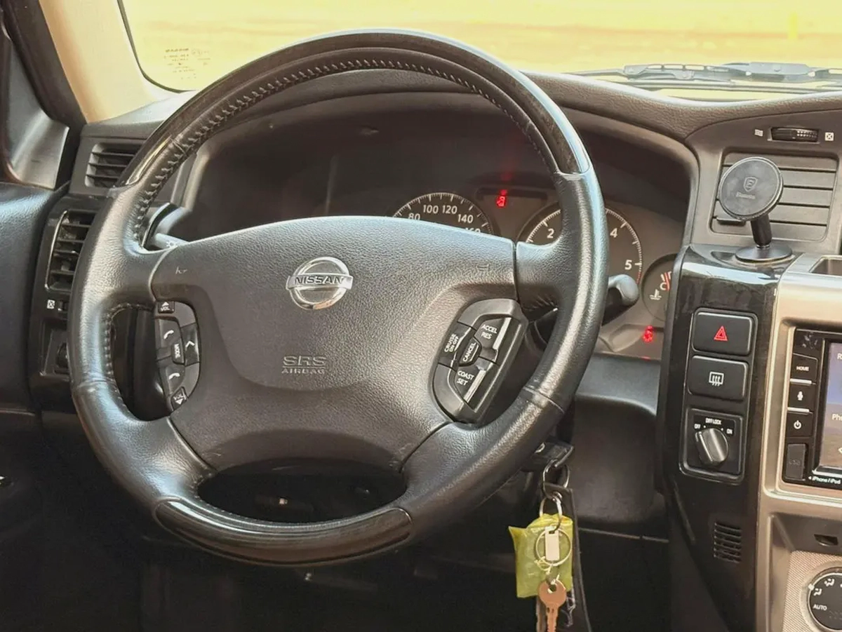 Nissan Patrol Super Safari, 2021  GCC specs, in excellent condition.-10-10