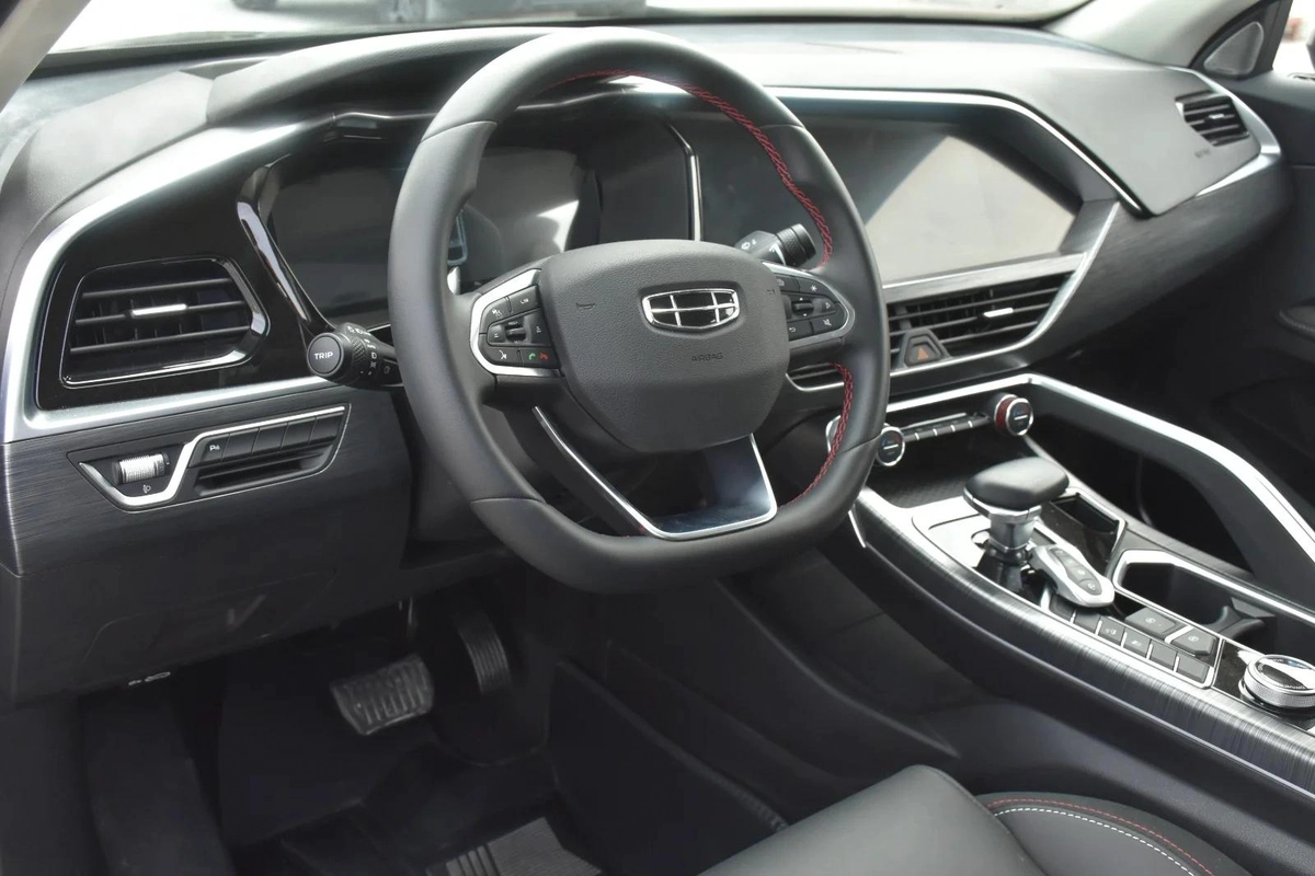 GEELY TUGELLA 2025 | BLACK-7-7
