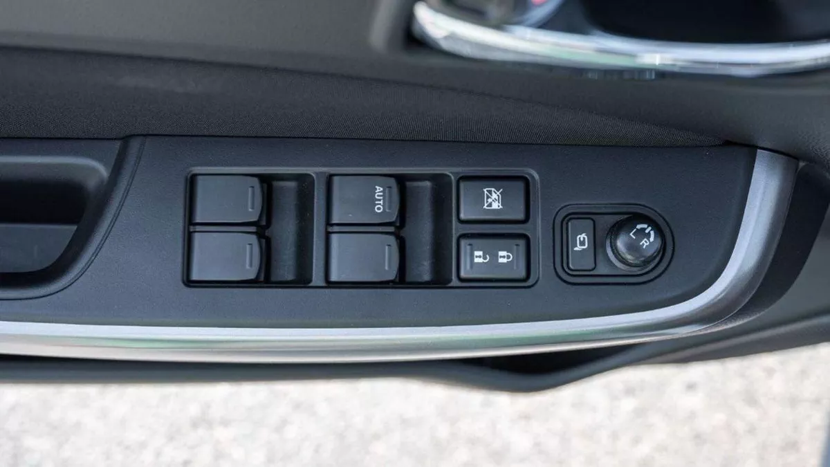 Suzuki Swift GLX SUZUKI SWIFT GLX 1.2P AT MY2025-15-0
