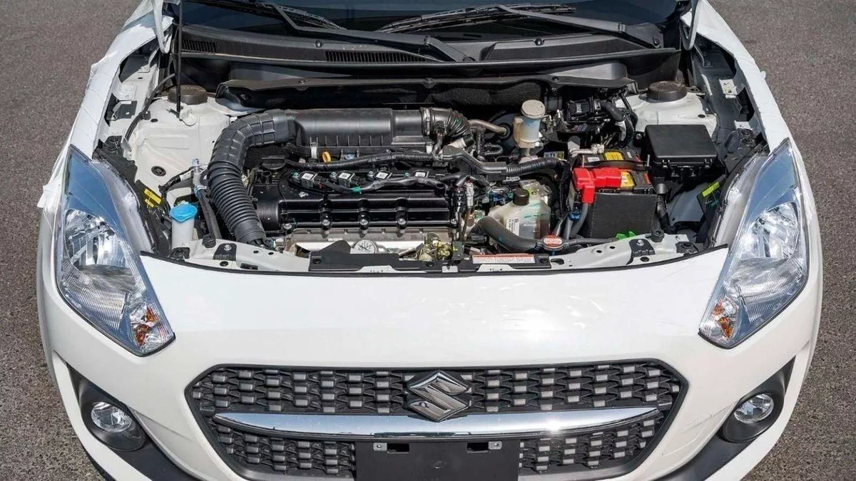 Suzuki Swift GLX SUZUKI SWIFT GLX 1.2P AT MY2025-18-0