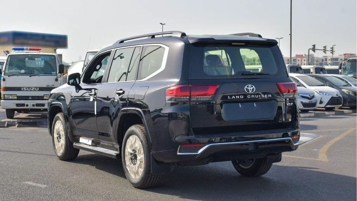 Toyota Land Cruiser VXR Toyota Land Cruiser VXR 3.3L Diesel 2025-3-0