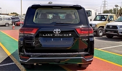 Toyota Land Cruiser VXR TOYOTA LANDCRUISER VXR FULL OPTION-2