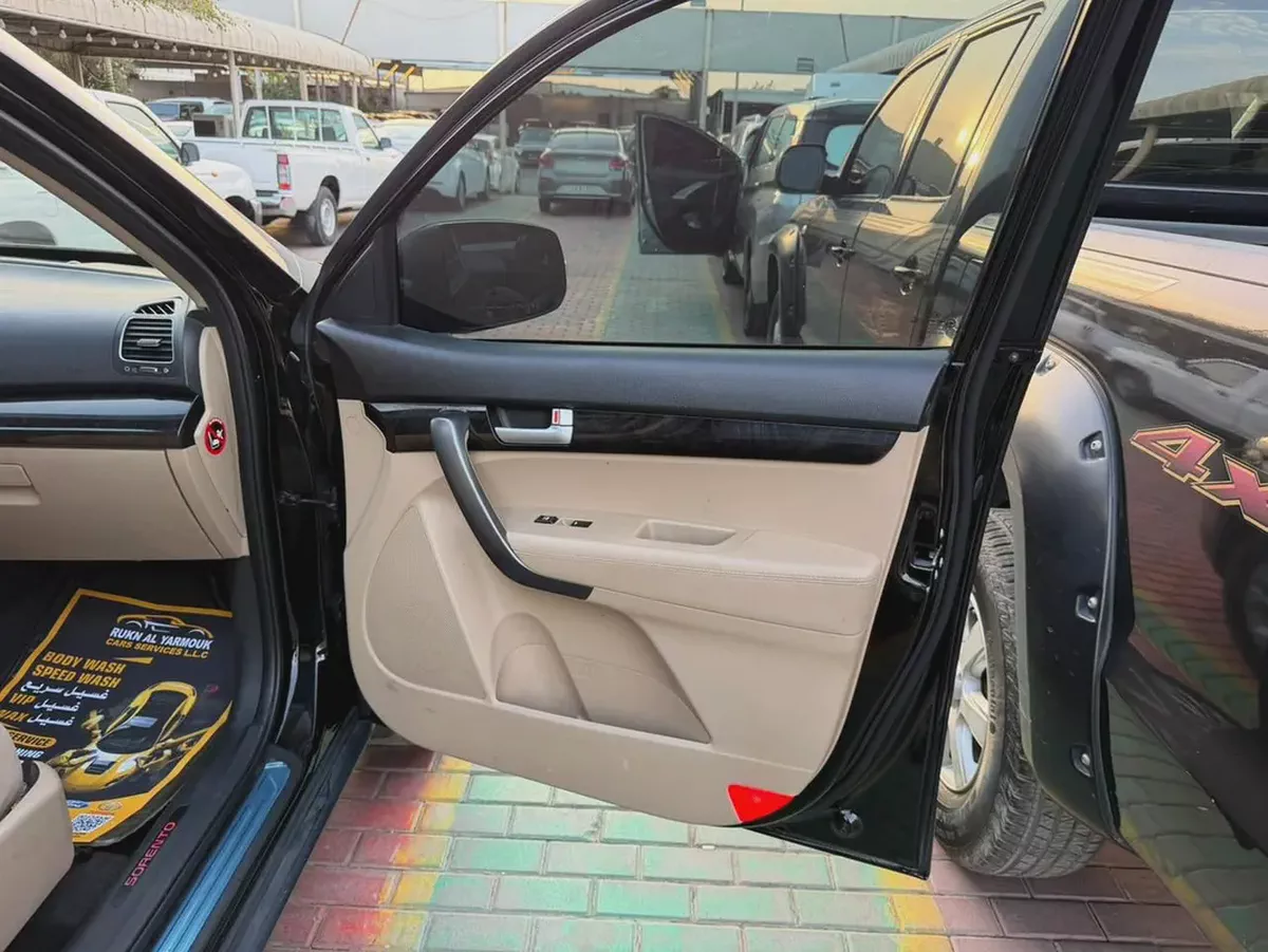 Kia Sorento 2014 GCC Specs - Reliable and Spacious SUV-7-7