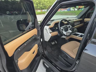 Defender 110 X-Dynamic HSE 2025 | GCC Specs | Brand New | Perfect condition | Under warranty 2 years-8