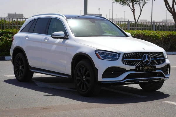 Mercedes-Benz GLC 300 4MATIC 2020 - American Specs