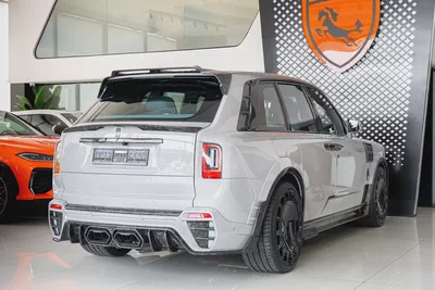2026 Rolls-Royce Cullinan| Original Mansory with certificate | Full Carbon | Exclusive Blue Interior-3