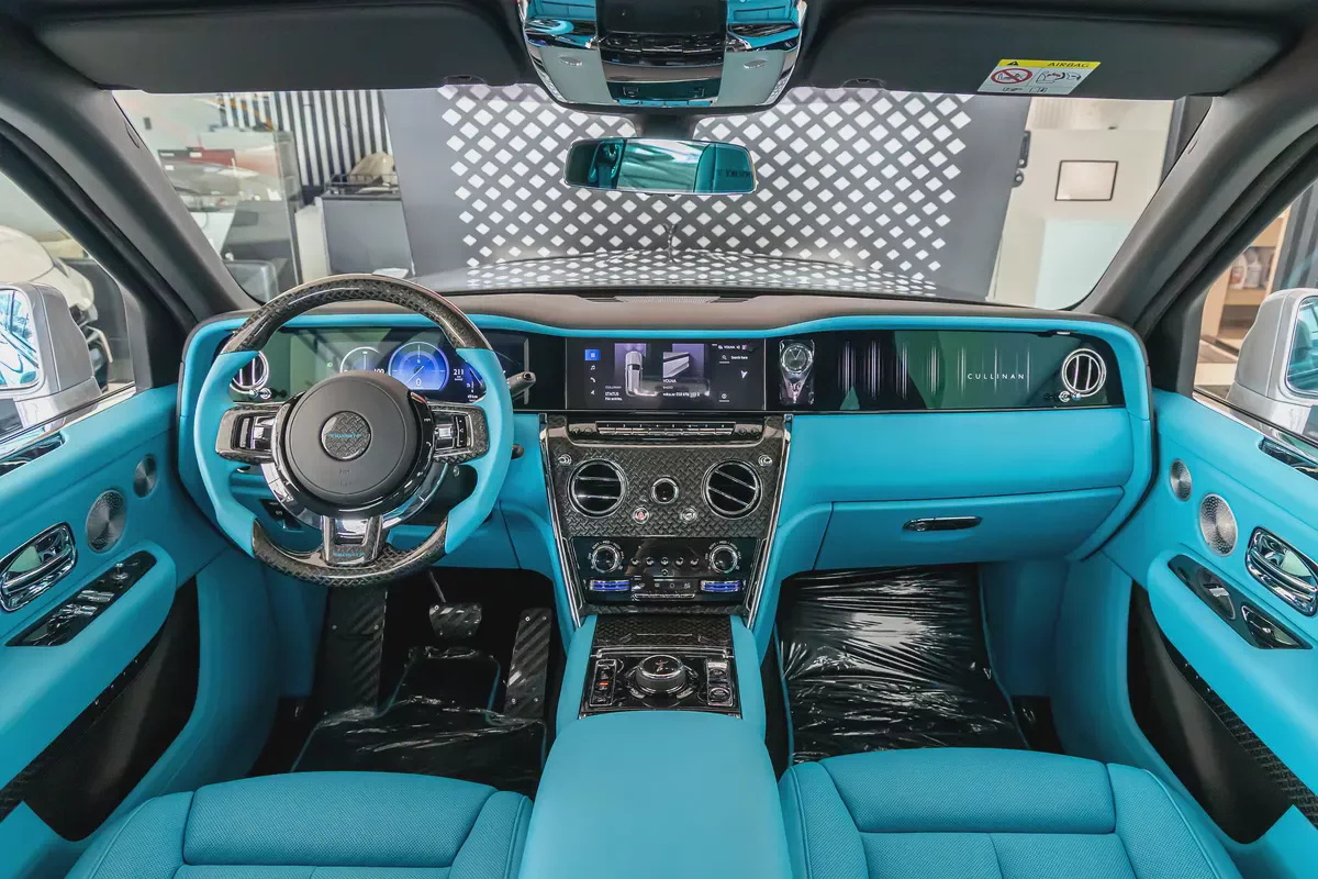 2026 Rolls-Royce Cullinan| Original Mansory with certificate | Full Carbon | Exclusive Blue Interior-12-12