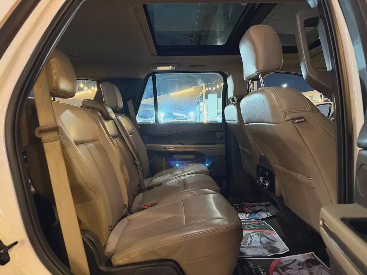 FORD EXPEDITION XLT 2019 GCC | ACCIDENTS FREE | ORIGINAL PAINT-13-13