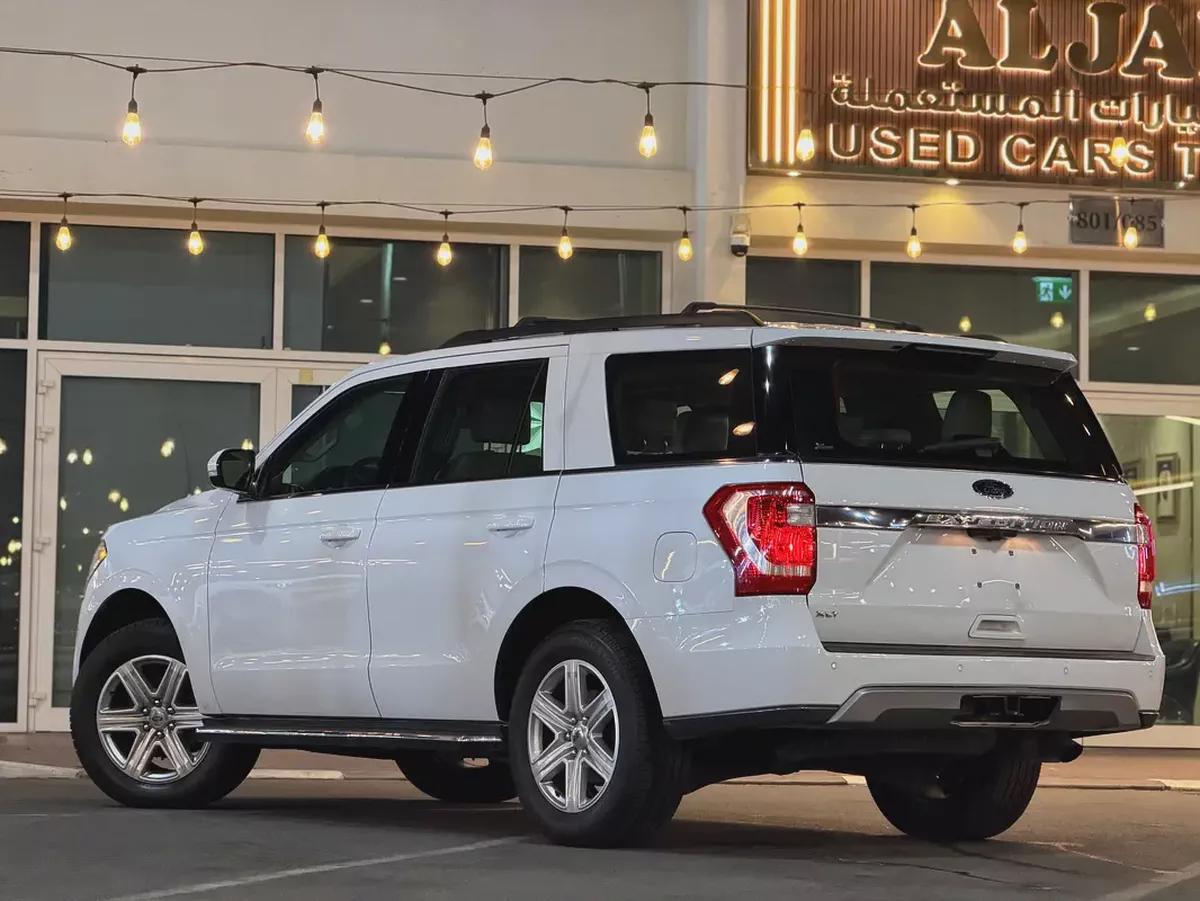 FORD EXPEDITION XLT 2019 GCC | ACCIDENTS FREE | ORIGINAL PAINT-4-4