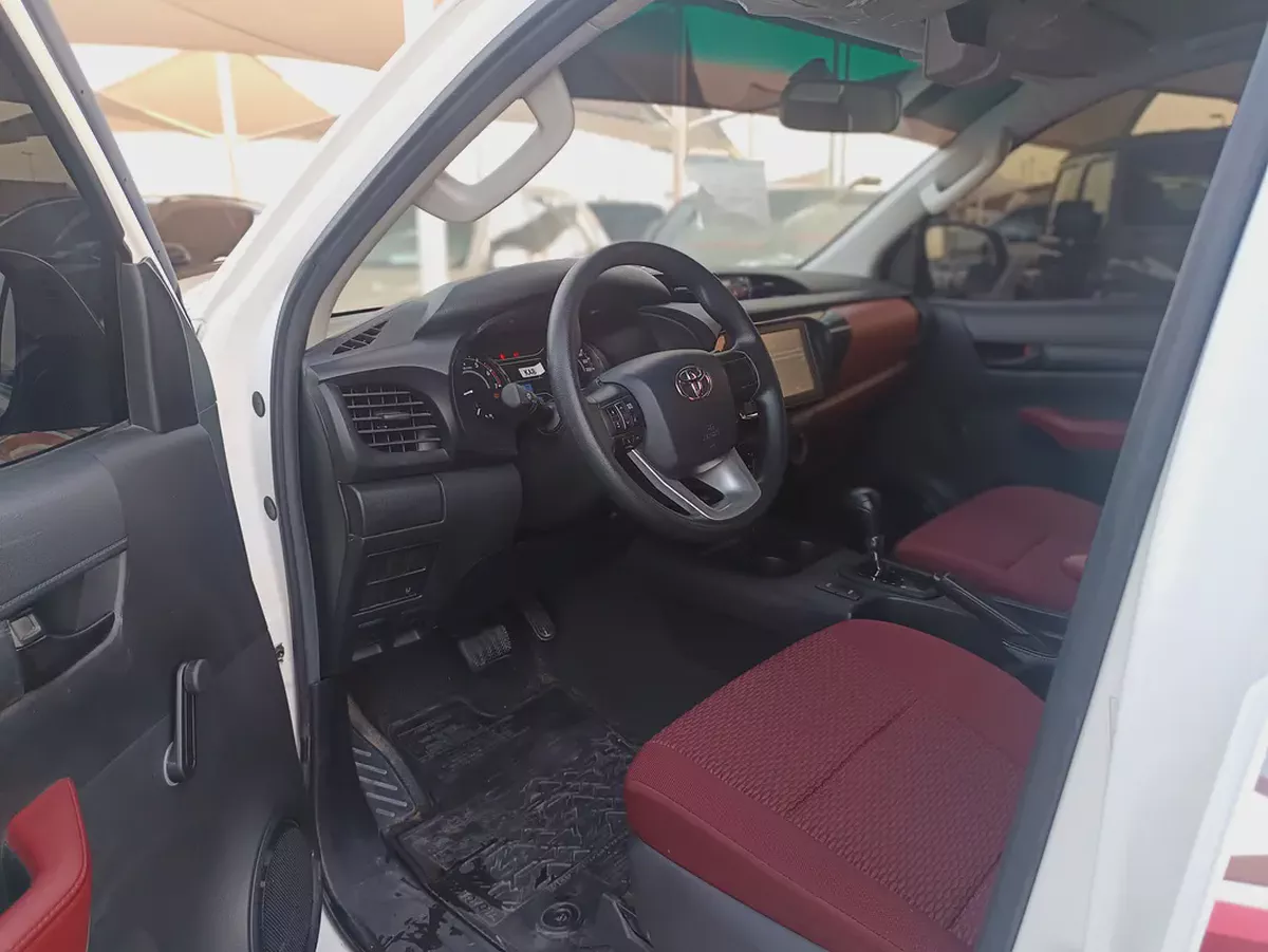 Toyota Hilux Double Cab GL 2022 - GCC Specs - Excellent Condition-5-5