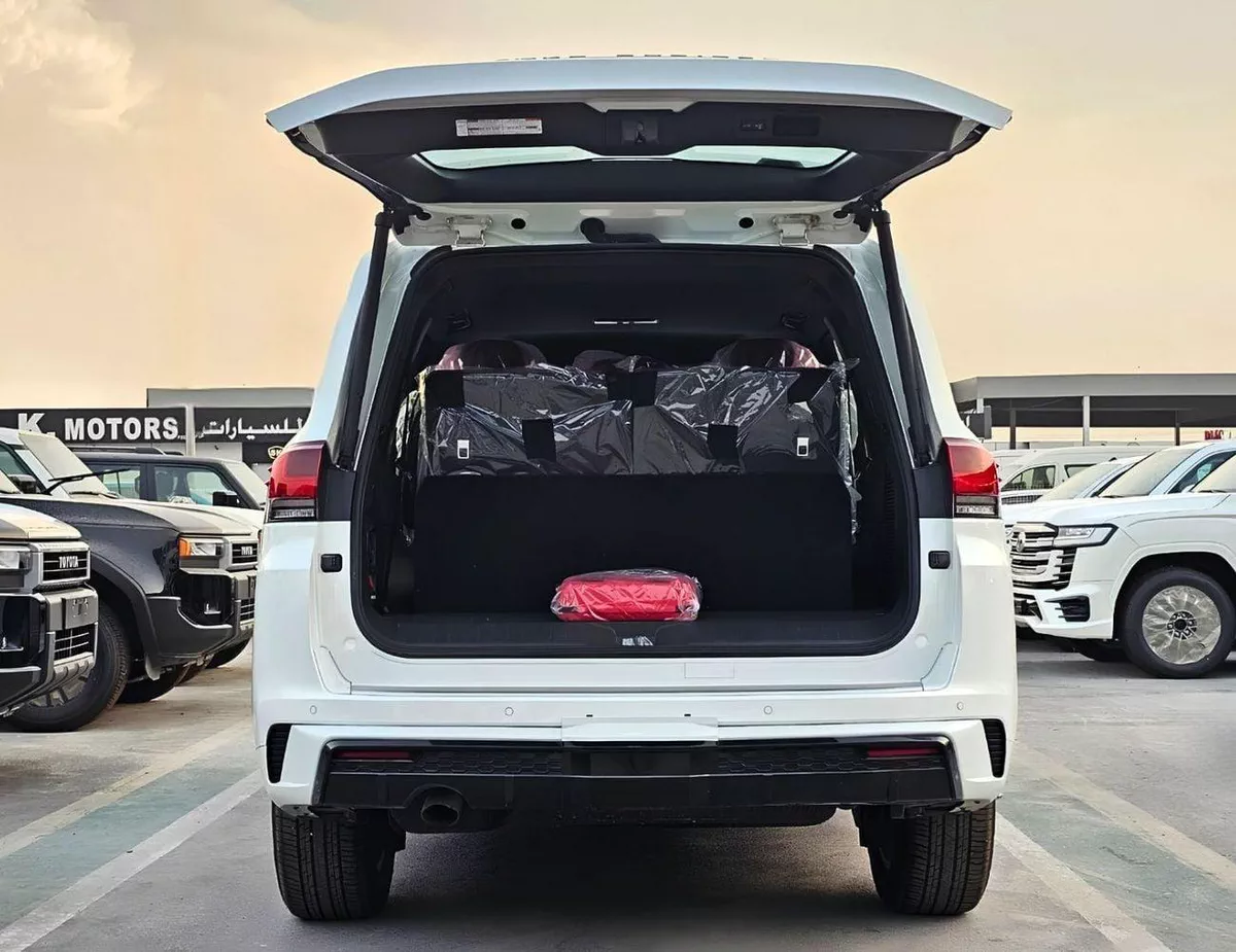 Toyota Land Cruiser VXR TOYOTA LANDCRUISER LC300 VXR TWIN TURBO AURO KIT FULL OPTION SA PETROL AT 3.5L V6 4WD (CODE # VXRSAA-6-0