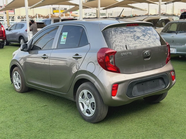 Kia Picanto Base 2019 - GCC—FREE ACCIDENT—LOW MILAGE—EXCELLENT CONDITION