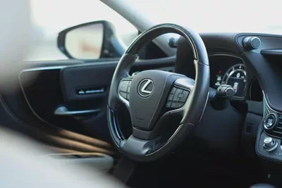 LEXUS LS 2020-10