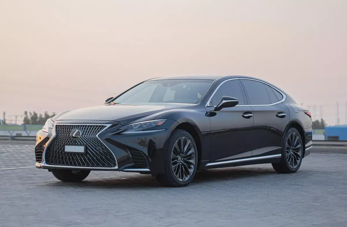 LEXUS LS 2020