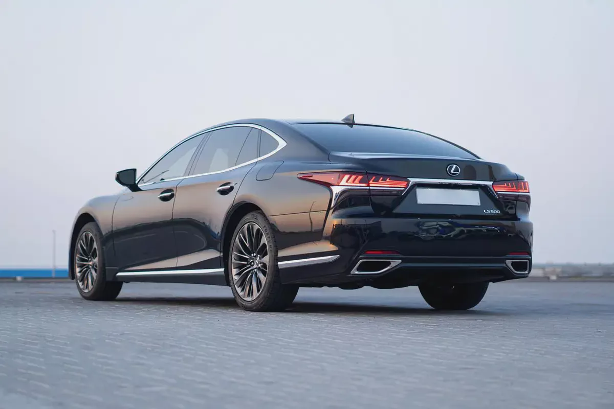 LEXUS LS 2020-4-4