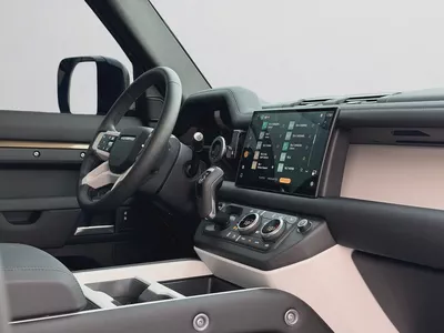 AGENCY WARRANTY & SERVICE CONTRACT UNTIL 2030  | LAND ROVER DEFENDER 110 HSE X-DYNAMIC | GCC SPECS-10