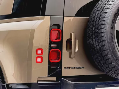 AGENCY WARRANTY & SERVICE CONTRACT UNTIL 2030  | LAND ROVER DEFENDER 110 HSE X-DYNAMIC | GCC SPECS-6