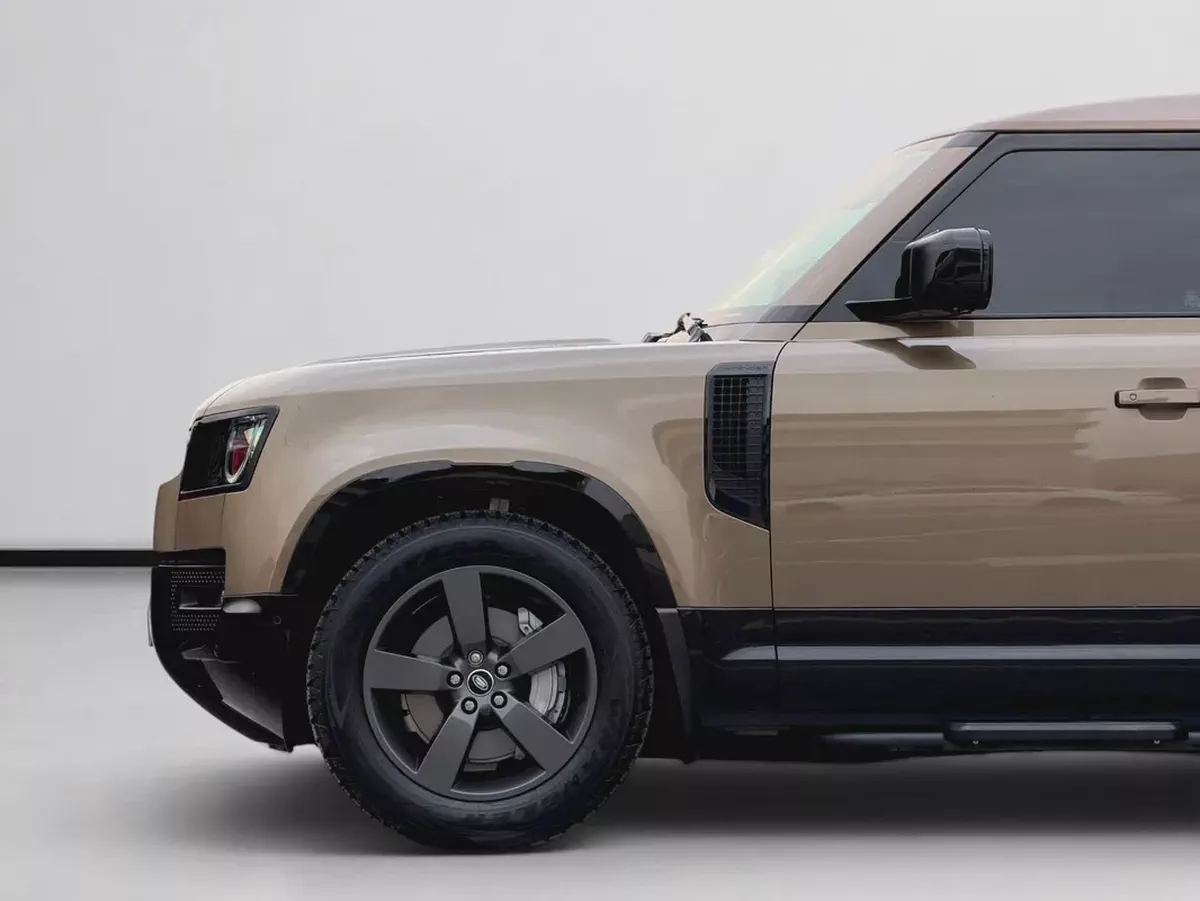 AGENCY WARRANTY & SERVICE CONTRACT UNTIL 2030  | LAND ROVER DEFENDER 110 HSE X-DYNAMIC | GCC SPECS-9-9