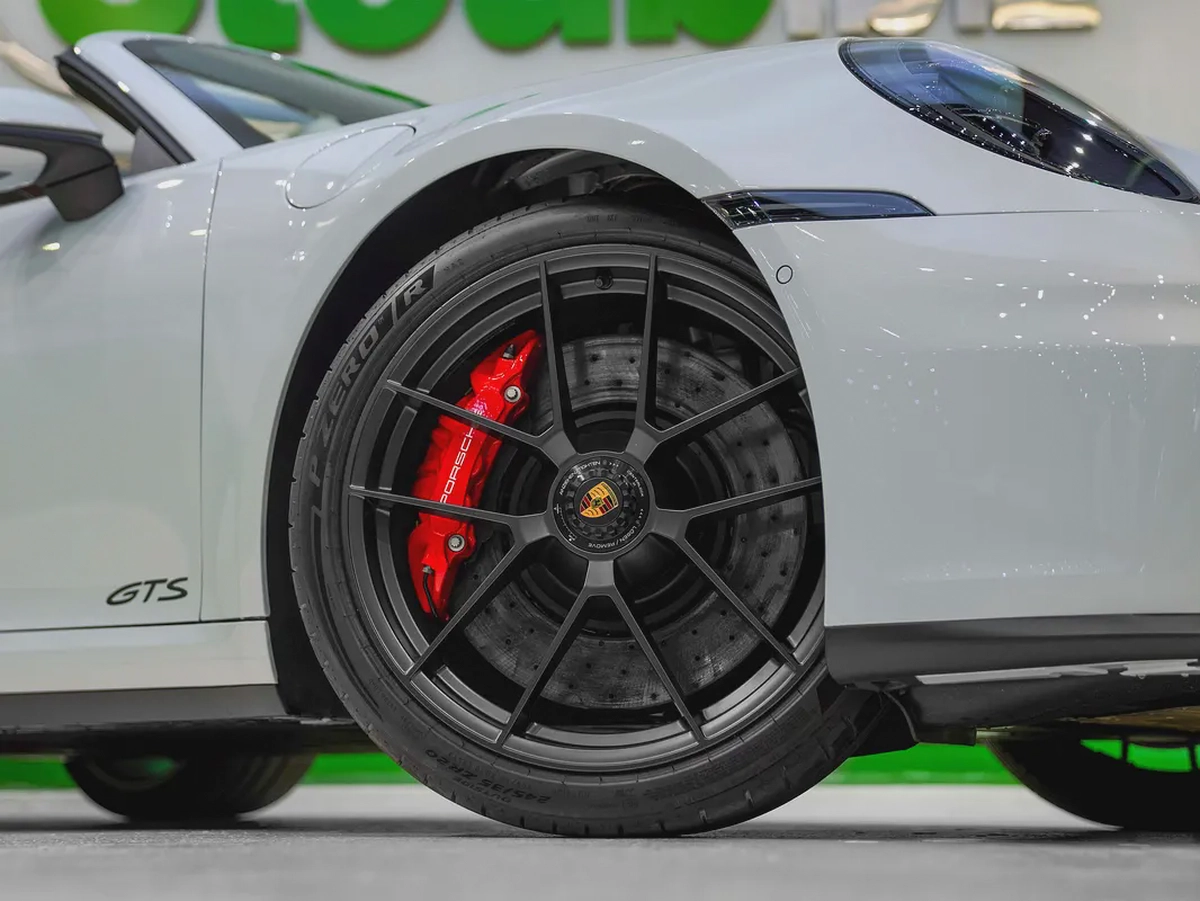 GTS BRAND NEW, WARRANTY, BOSE, SPORTS EXHAUST, REAR AXLE, PASM, SPORT DESIGN, CHRONO, CLUB LEATHER-6-6