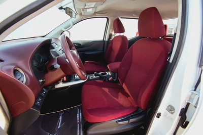 Navara | Double Cabin SE 4X2 | Automatic | GCC Specs | Ref#N70976-8
