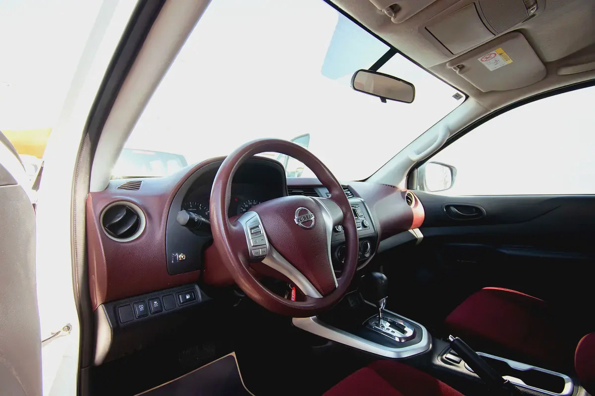 Navara | Double Cabin SE 4X2 | Automatic | GCC Specs | Ref#N70976-11-11
