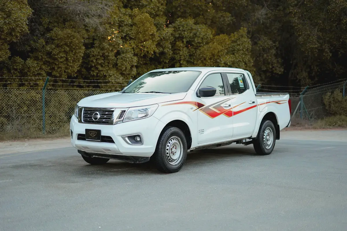 Navara | Double Cabin SE 4X2 | Automatic | GCC Specs | Ref#N70976