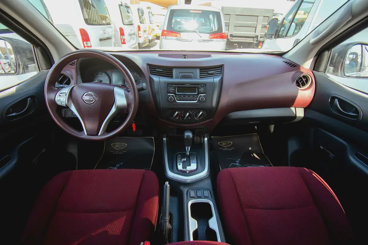Navara | Double Cabin SE 4X2 | Automatic | GCC Specs | Ref#N70976-6-6