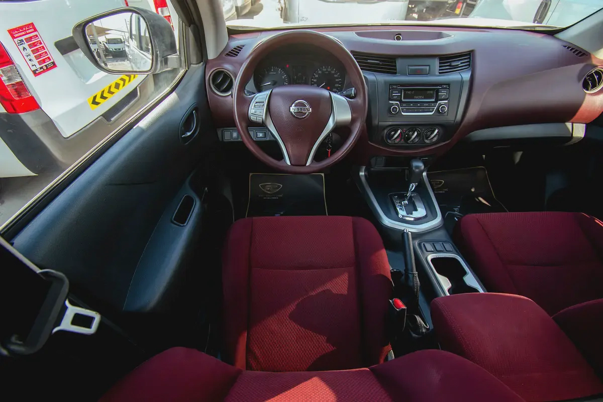 Navara | Double Cabin SE 4X2 | Automatic | GCC Specs | Ref#N70976-7-7