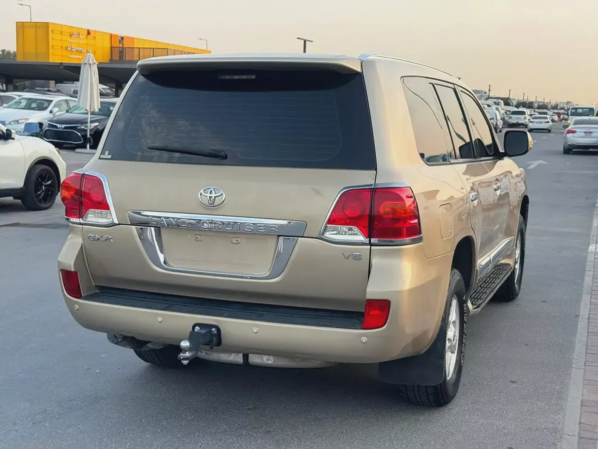 Toyota Land Cruiser GXR 2010 - GCC Specs - Well Maintained-3-3