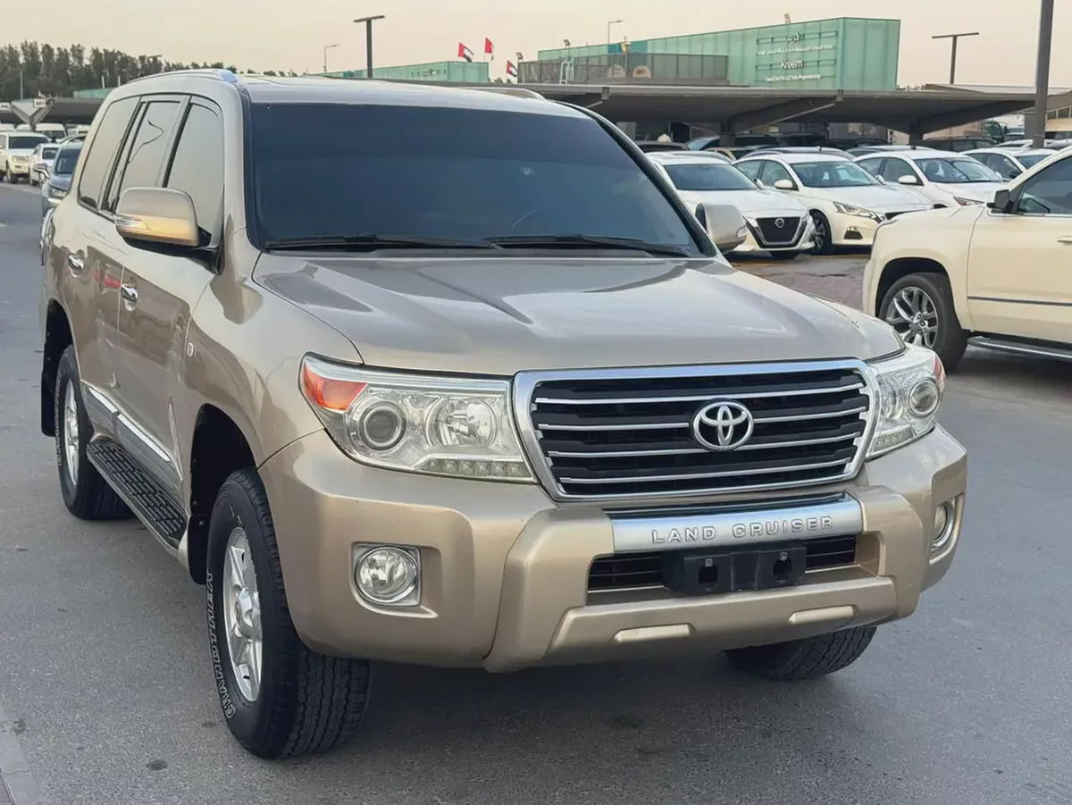 Toyota Land Cruiser GXR 2010 - GCC Specs - Well Maintained-8-8