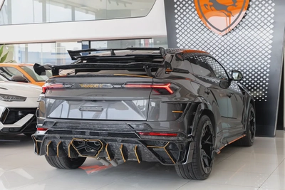 LAMBORGHINI URUS S | MANSORY VENATUS S KIT | 1 OF 9 | FULLY LOADED | FULL CARBON | 2023-2