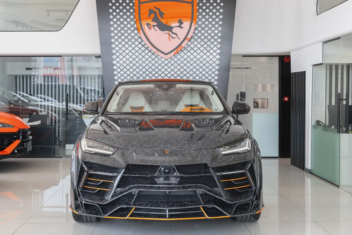 LAMBORGHINI URUS S | MANSORY VENATUS S KIT | 1 OF 9 | FULLY LOADED | FULL CARBON | 2023-1-1