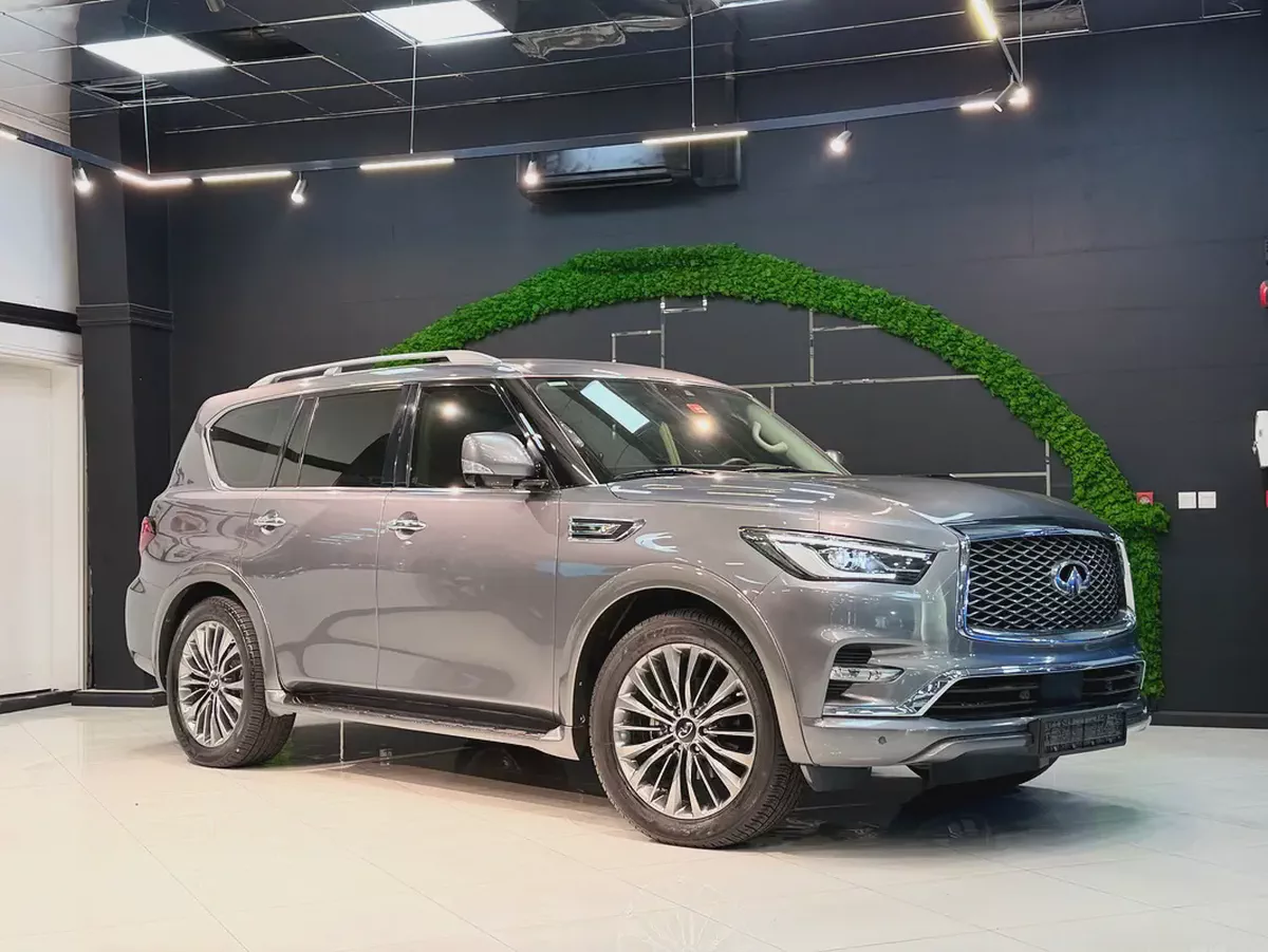 Pristine 2021 Infiniti QX80 Luxury | GCC Specs | Full Service History-4-4