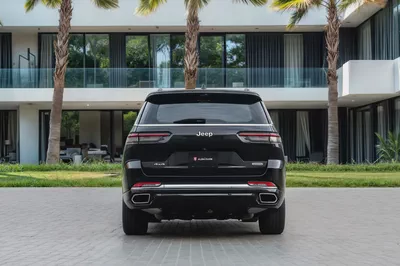 3,212 P.M |  Grand Cherokee Overland | 0% Downpayment | Amazing Condition!-4