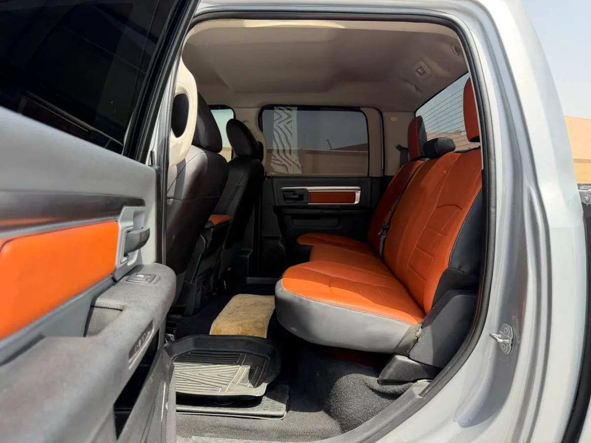 RAM 1500 CLASSIC VXR Dodge Ram 2021 Classic 1500 HEMI 5.7L Petrol Engine US Specs-12-0
