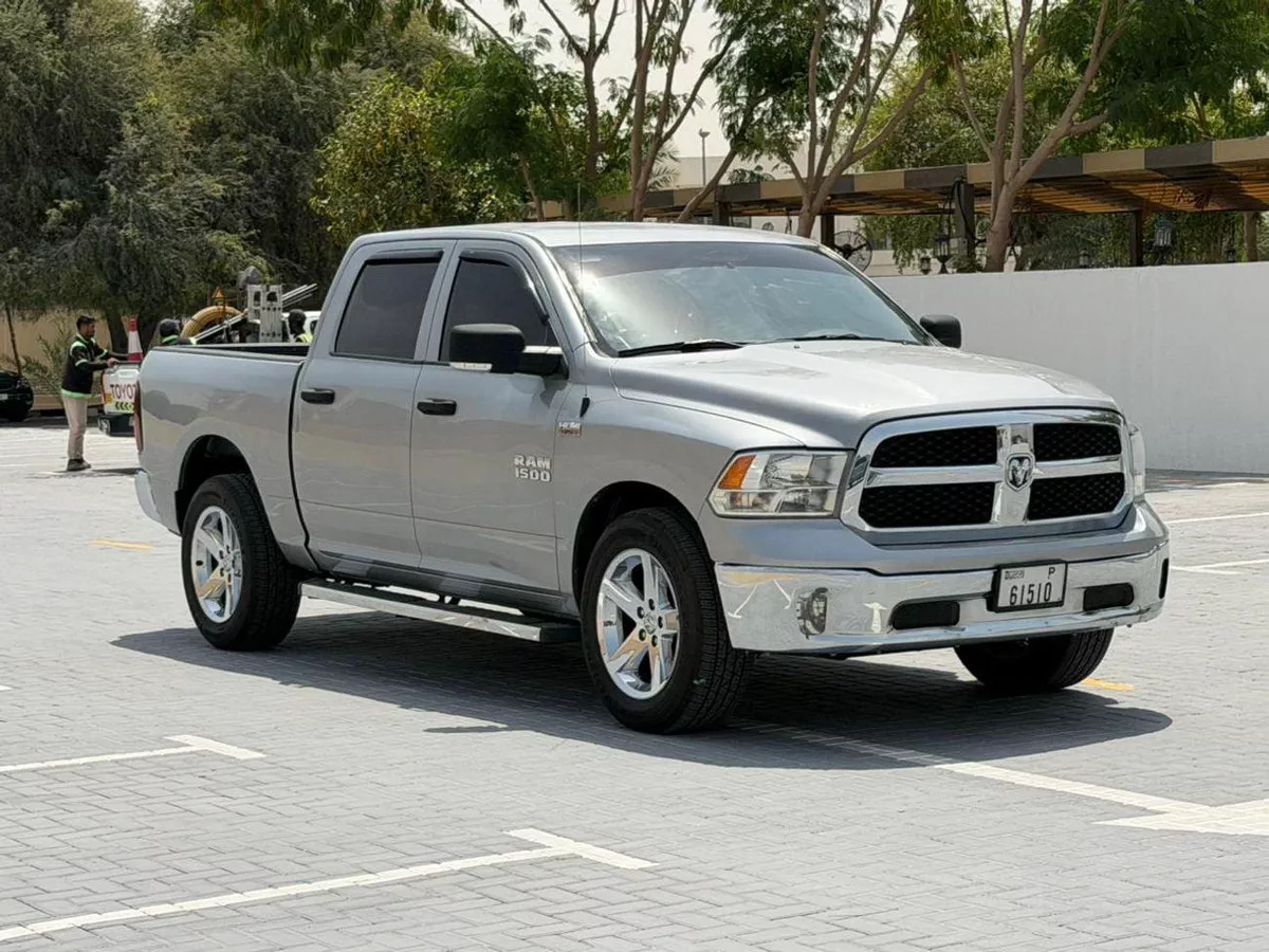 RAM 1500 CLASSIC VXR Dodge Ram 2021 Classic 1500 HEMI 5.7L Petrol Engine US Specs