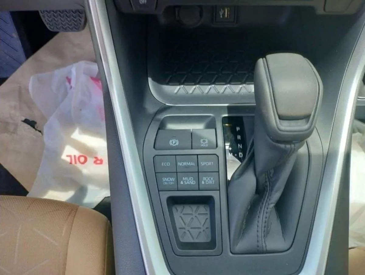 Toyota RAV4 XLE RAV4 2.0L 4WD PETROL-11-0