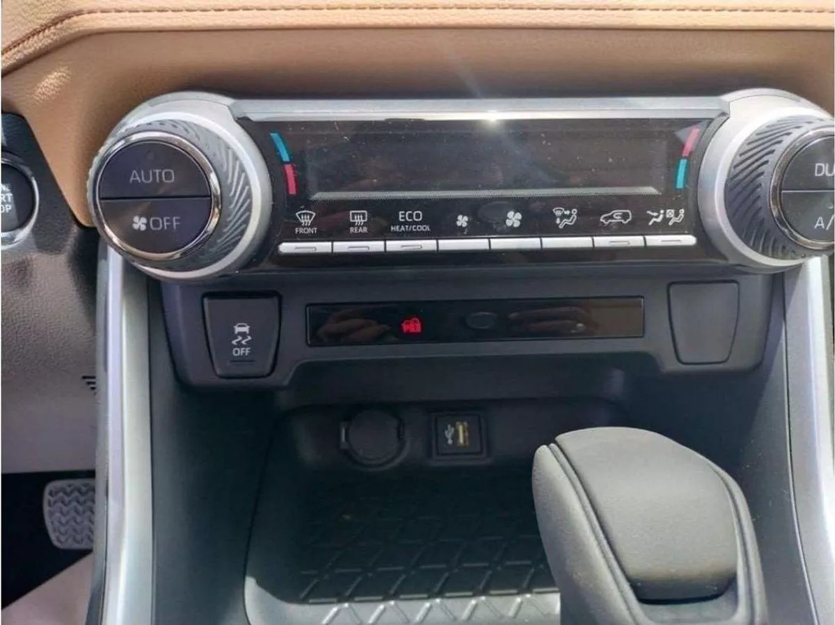 Toyota RAV4 XLE RAV4 2.0L 4WD PETROL-16-0