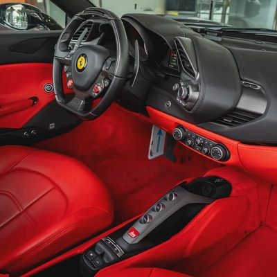 2018  FERRARI  488 SPIDER  DONE ONLY 18,000KM-7