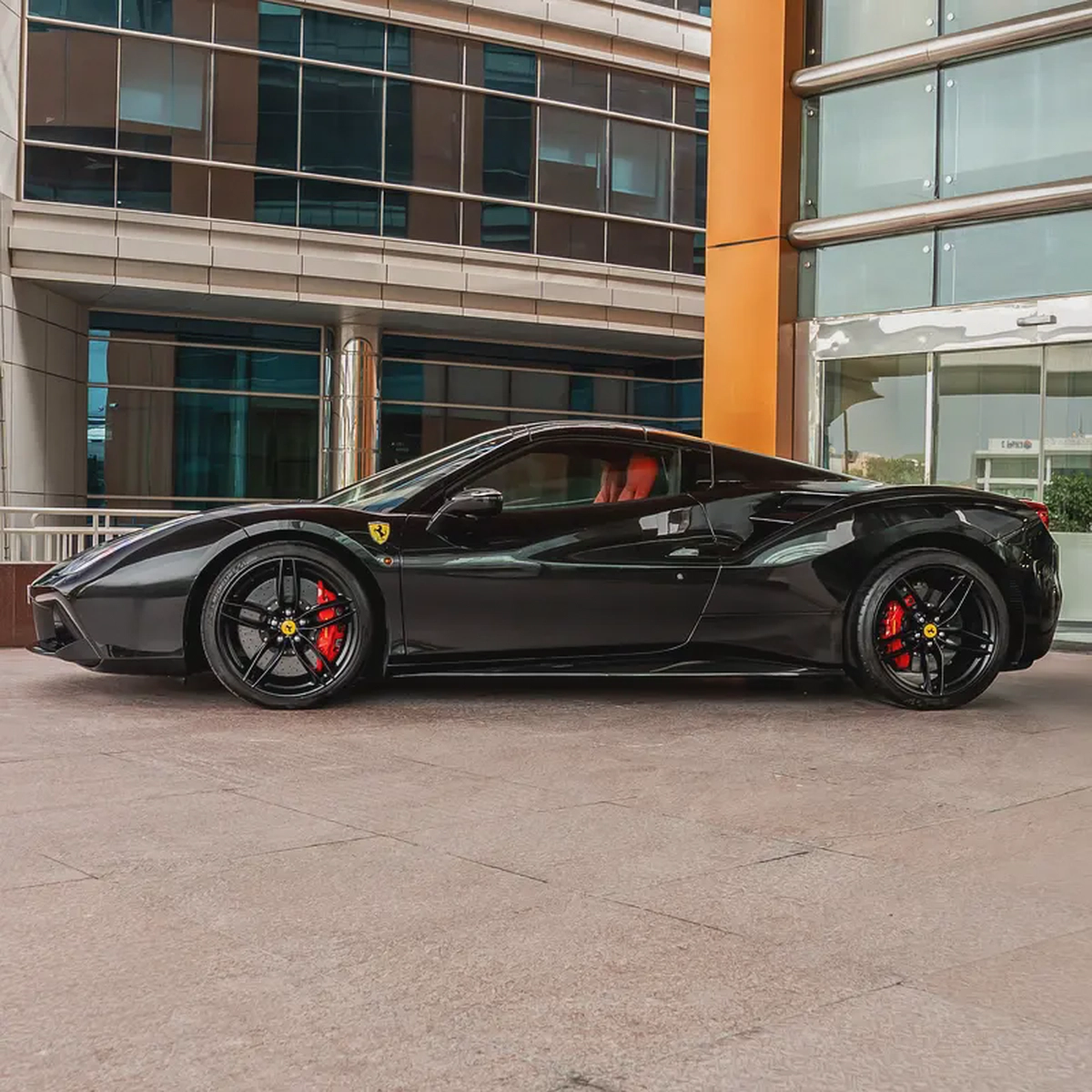 2018 FERRARI 488 SPIDER DONE ONLY 18,000KM-12-12