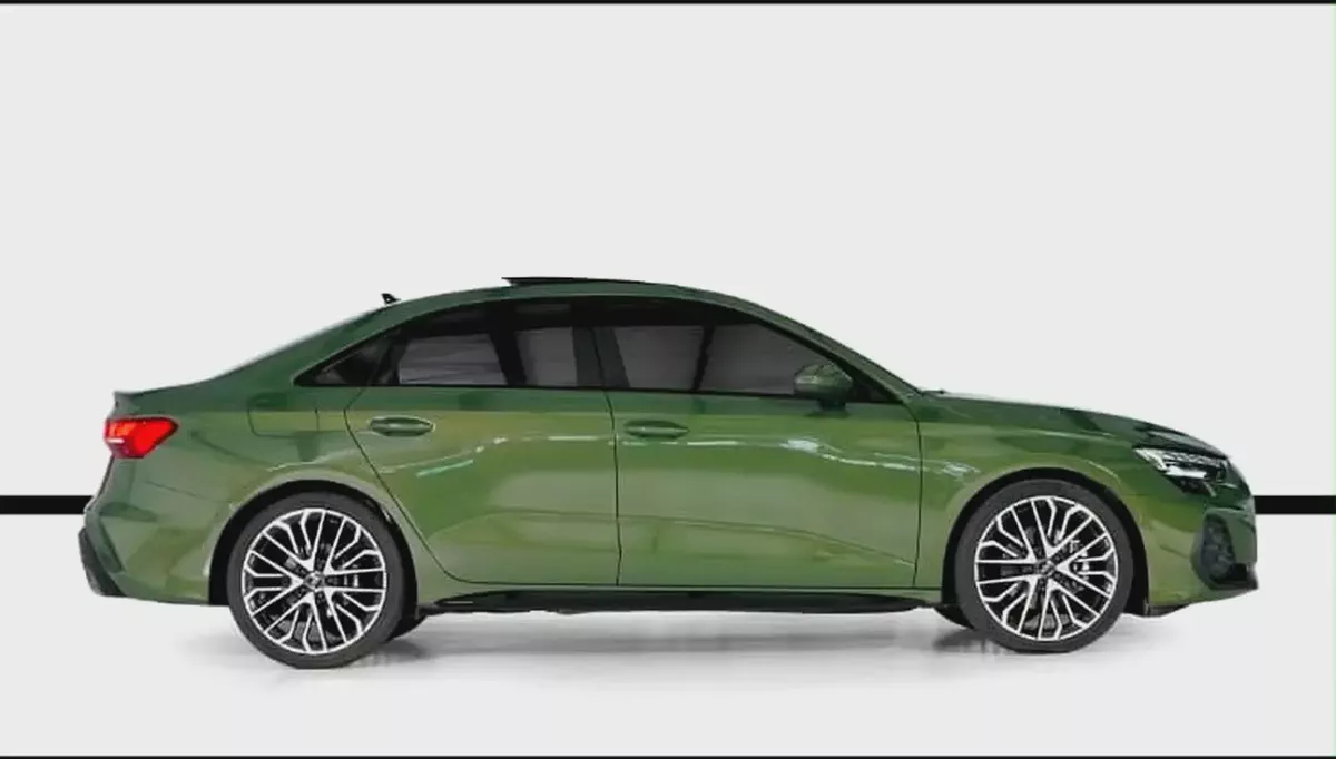 AUDI A3 35 TFSI - S LINE - 2025 - GCC - WARRANTY AND SERVICE CONTRACT - BRAND NEW CONDITION-5-5