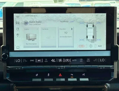GMC Hummer EV EDITION 1 FIRST EDITION  1.5L / ELECTRIC / 360* CAMERA / PANORAMIC ROOF (CODE # 69055)-10