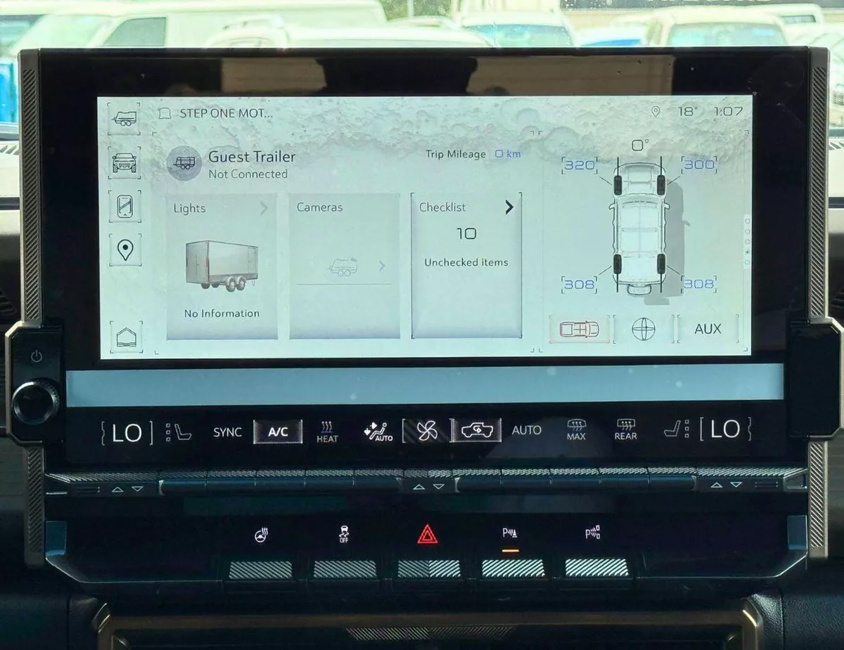 GMC Hummer EV EDITION 1 FIRST EDITION  1.5L / ELECTRIC / 360* CAMERA / PANORAMIC ROOF (CODE # 69055)-10-0