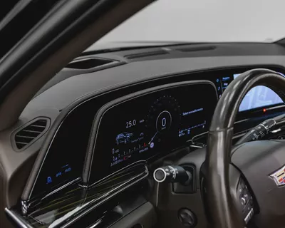 CADILLAC ESCALADE PREMIUM LUXURY -  GCC - 2023 - AL GHANDI WARRANTY AND SERVICE CONTRACT-9