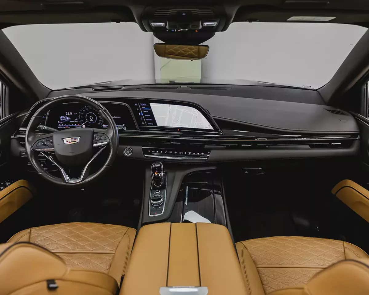 CADILLAC ESCALADE PREMIUM LUXURY -  GCC - 2023 - AL GHANDI WARRANTY AND SERVICE CONTRACT-4-4
