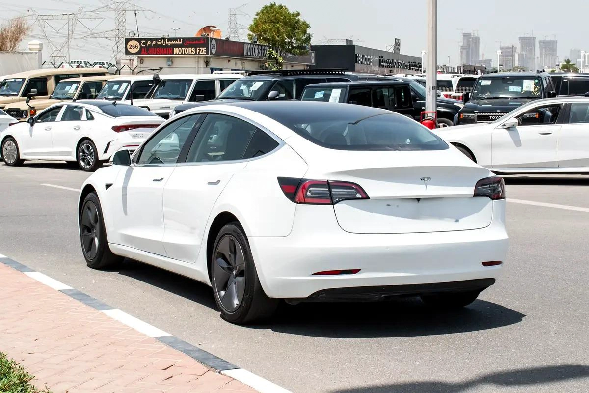 2020 - TESLA MODEL 3 STANDARD - AMERICAN SPECS - ONLY 61,000 KM