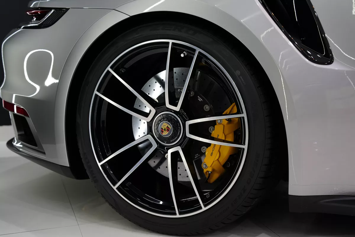 Porsche 911 Turbo S Coupe 2021-17-17