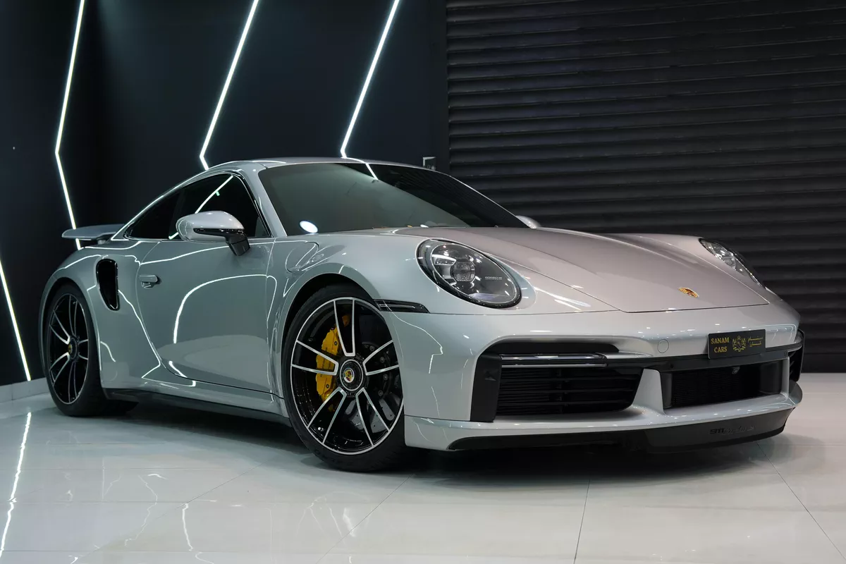 Porsche 911 Turbo S Coupe 2021-2-2