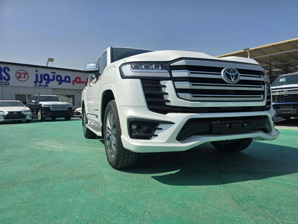 Toyota Land Cruiser 2026 Toyota Land Cruiser LC300 VXR 3.5L – White